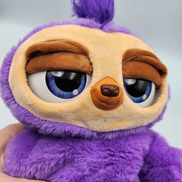 Zuru Pets Alive Fifi the Flossing Sloth Interactive Toy 11 Inches Tall - Picture 10 of 10